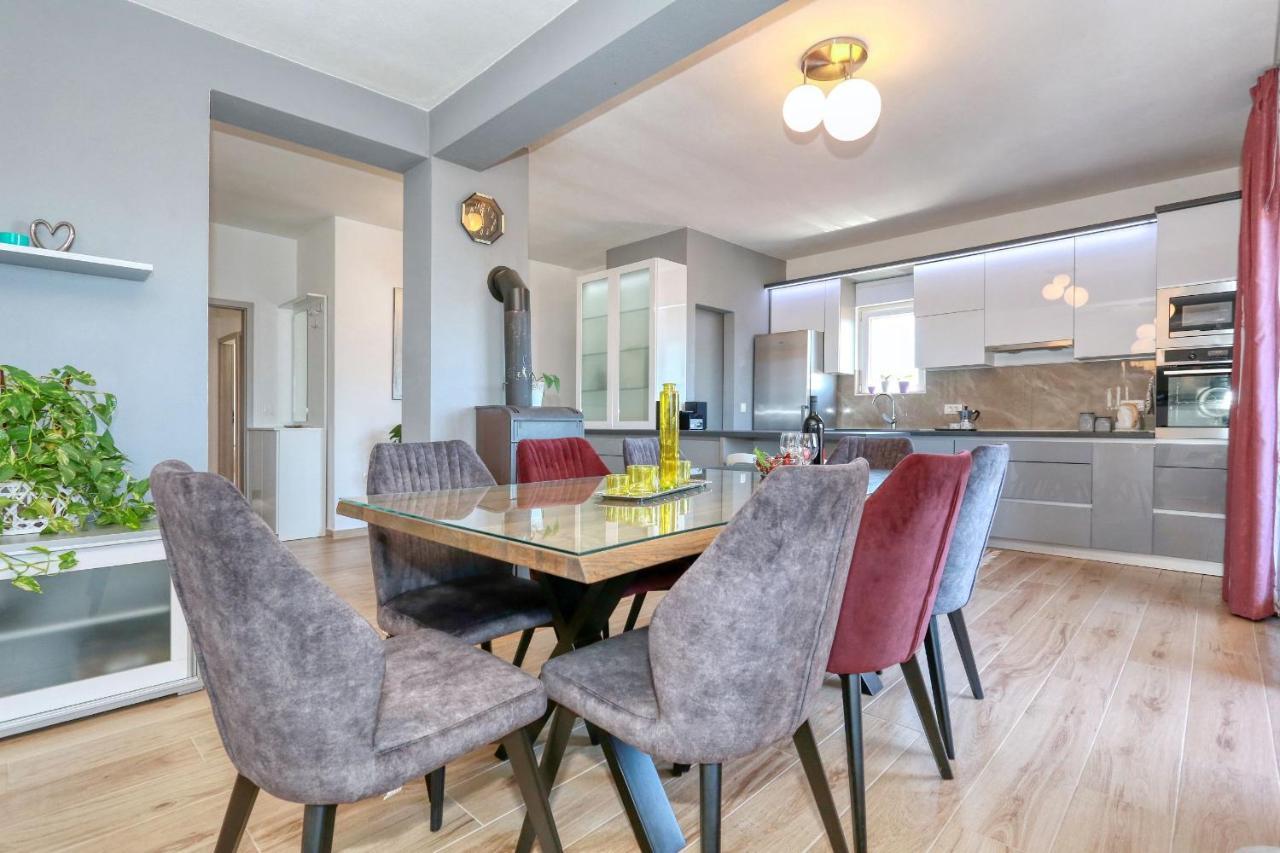 Zanic Appartement *